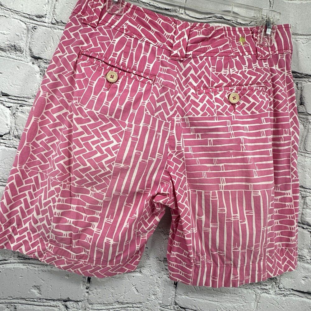 Lilly Pulitzer Resort Fit Shorts Women's 4 Pink Geo Preppy **FLAWS**READ** - Picture 10 of 16